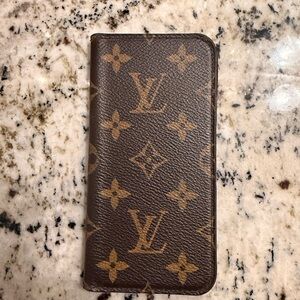 Authentic Louis Vuitton Monogram Folio iPhone 10 Case